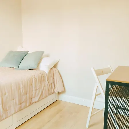 Aquamarine 2bd By The Sea Apartment Barcelona